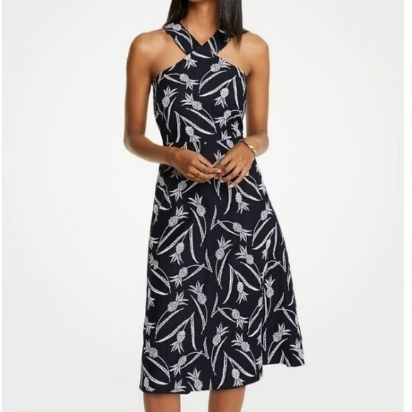 Ann Taylor Dress Womens 14 Blue White Linen Blend Halter Embroidered Pineapple - Picture 1 of 13